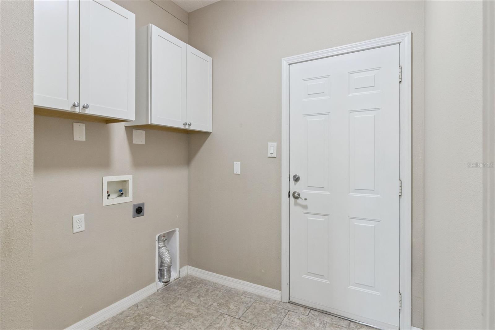 6276 Silver Lakes Dr E Property Photo 30