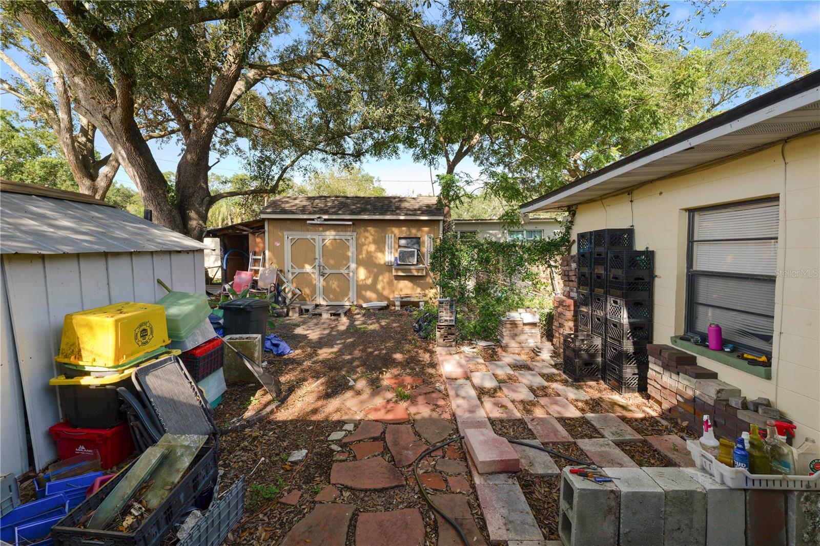621 Hillside Dr Property Photo 22