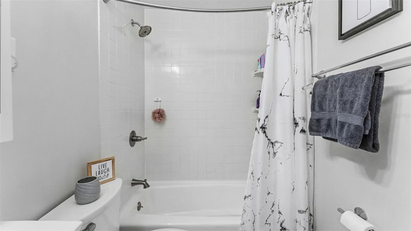 680 Sunset Dr Property Photo 33