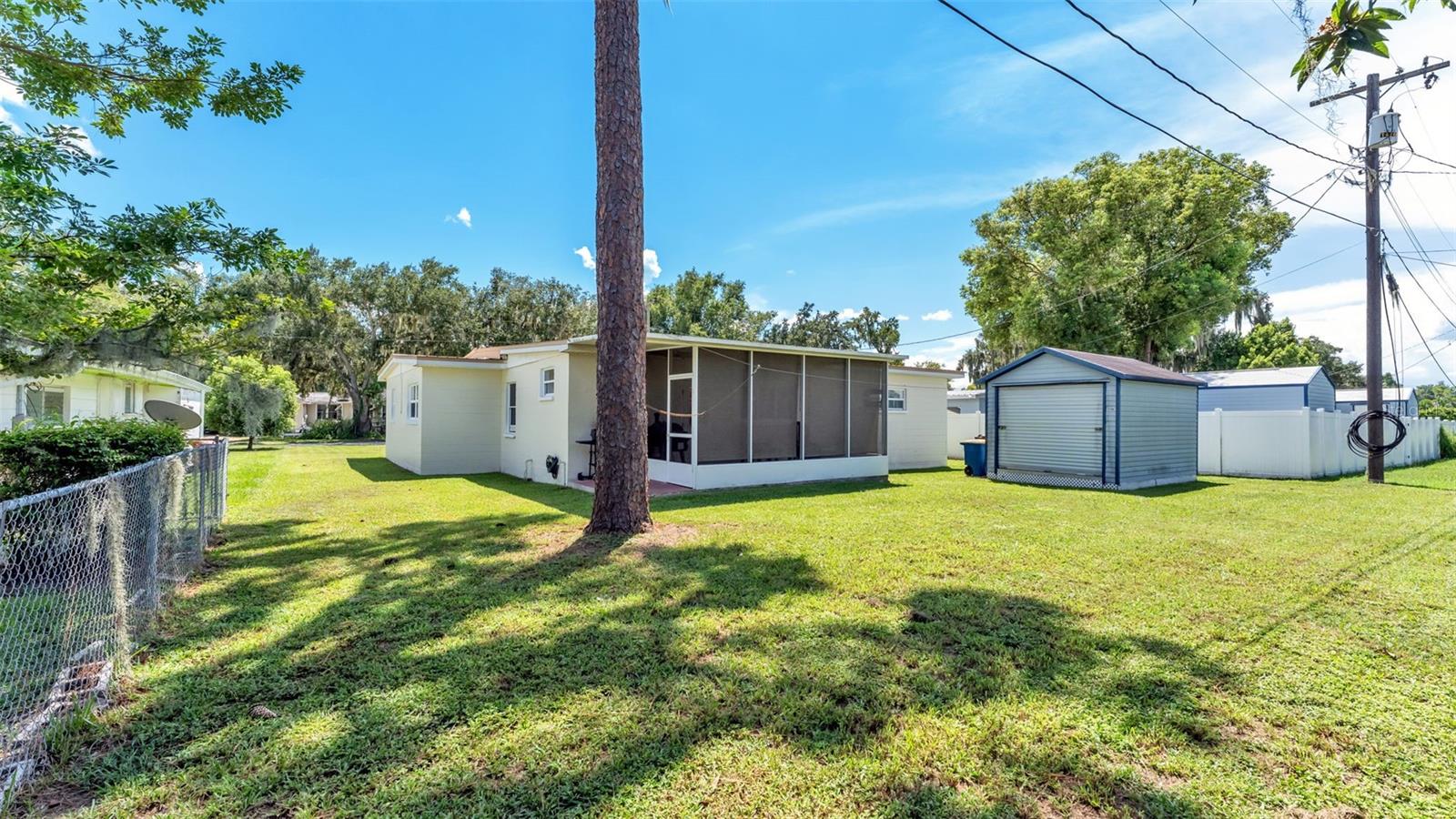 680 Sunset Dr Property Photo 38