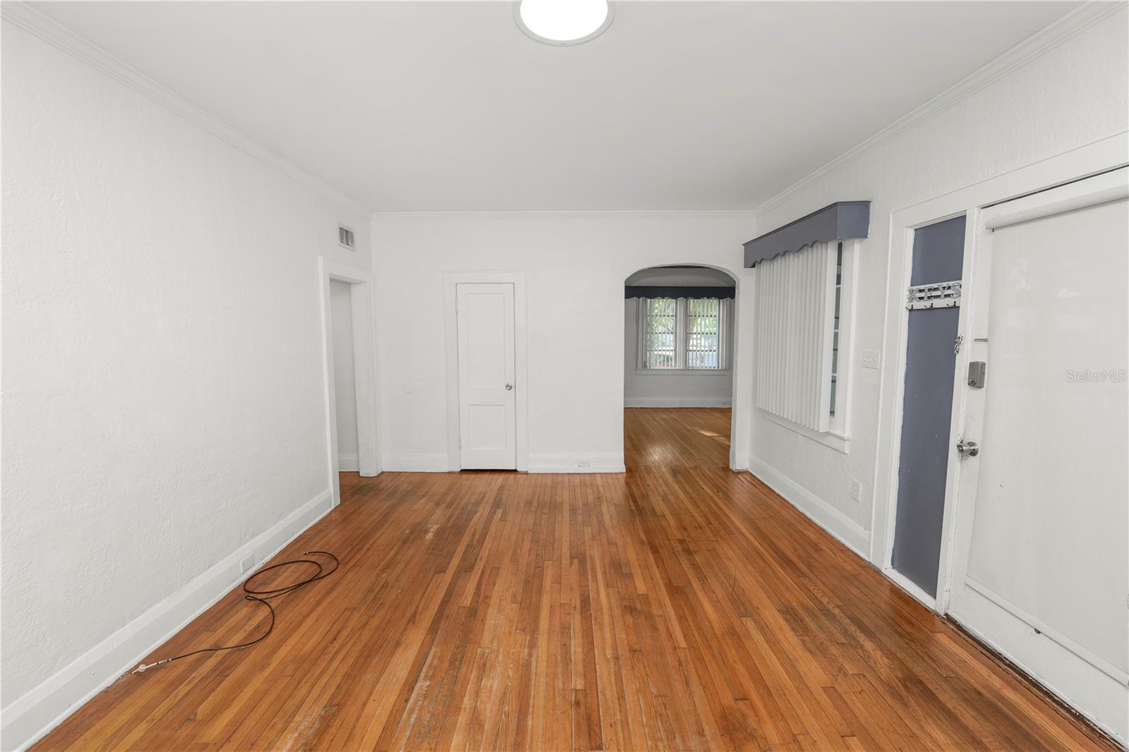 1220 Ruby St Property Photo 5