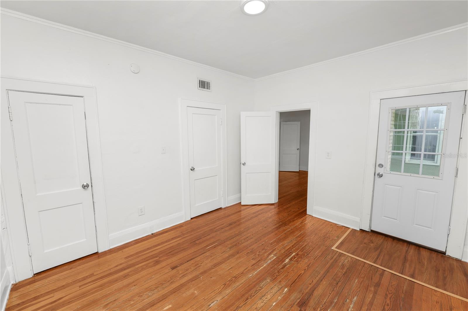 1220 Ruby St Property Photo 18
