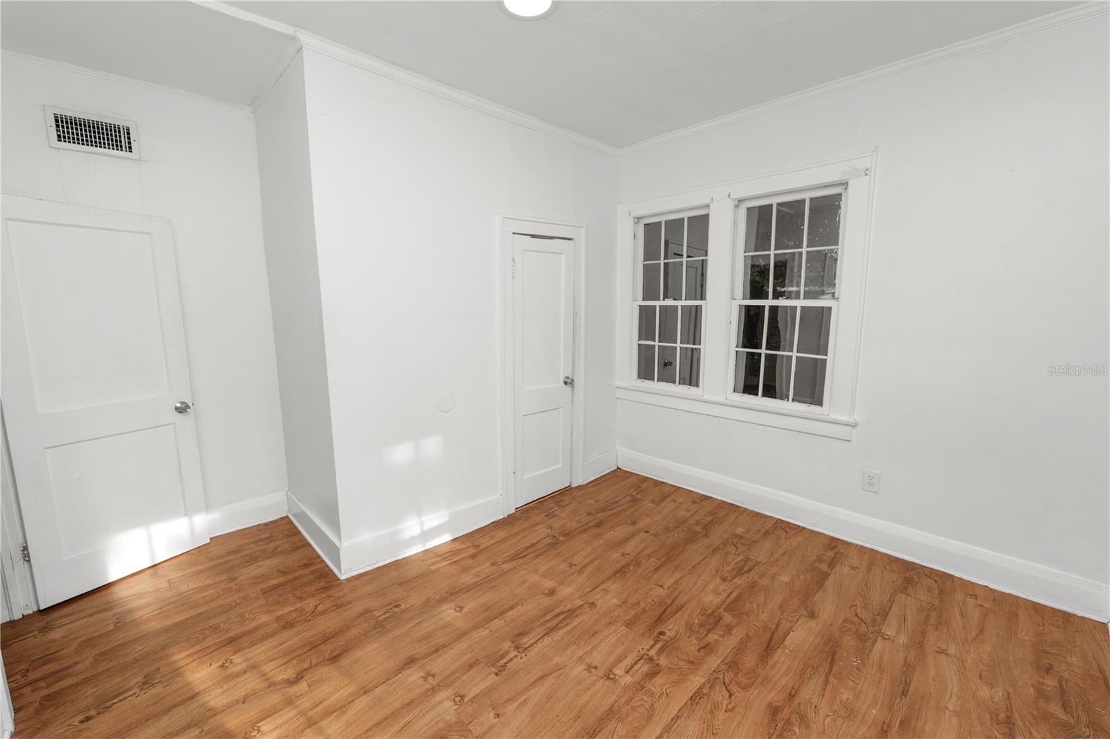 1220 Ruby St Property Photo 22