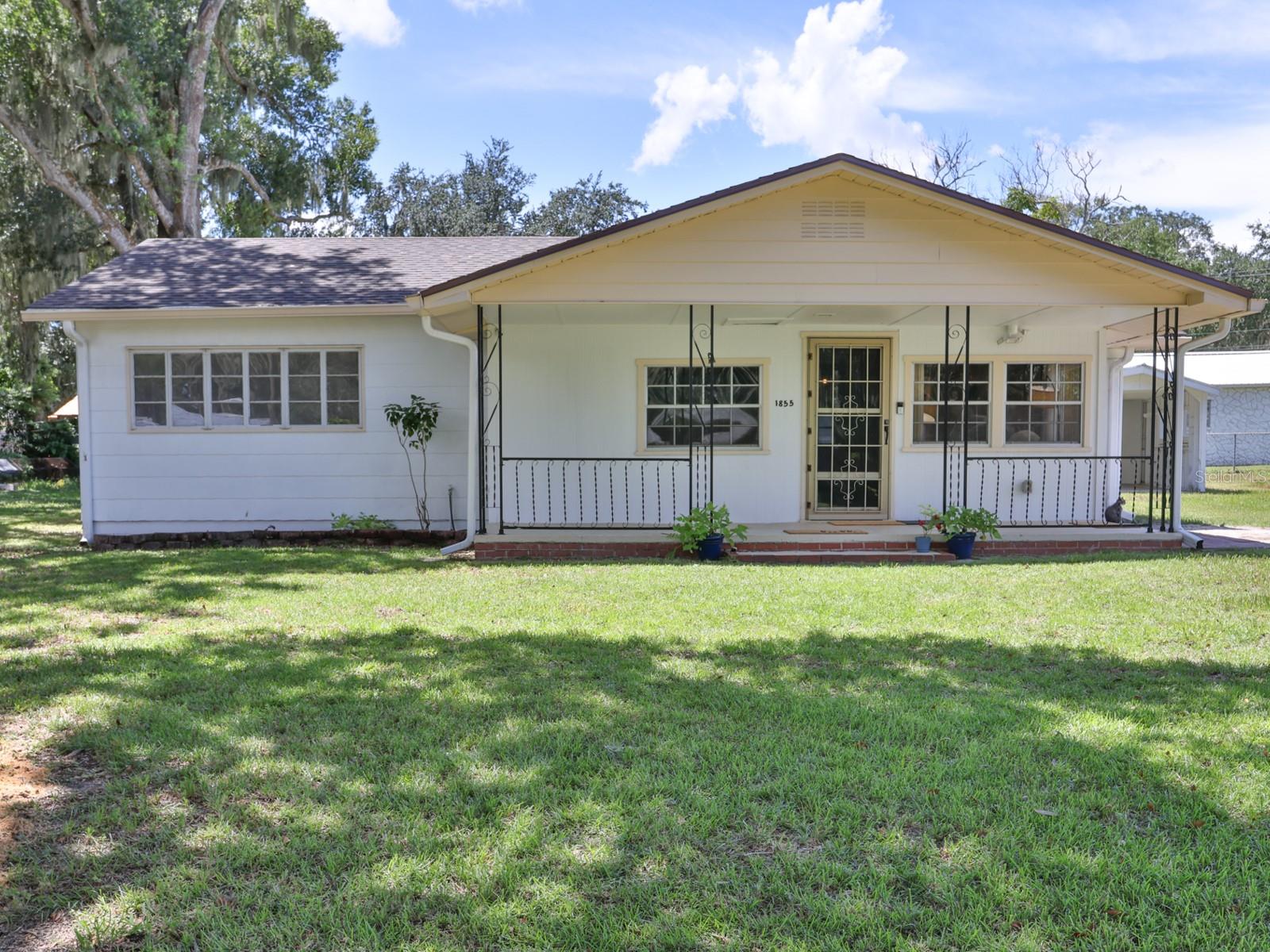 1855 E Valencia Dr Property Photo 1