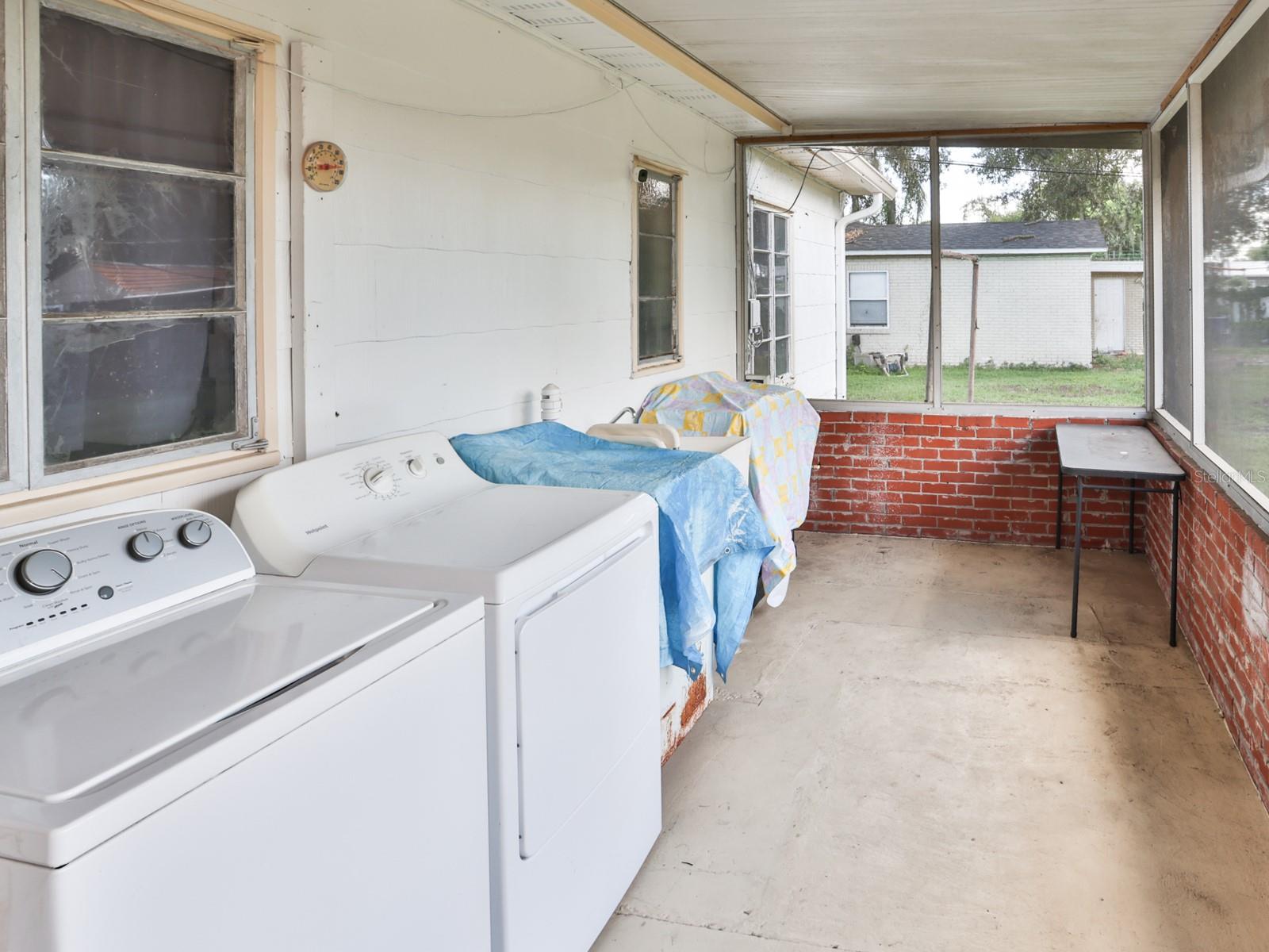 1855 E Valencia Dr Property Photo 23