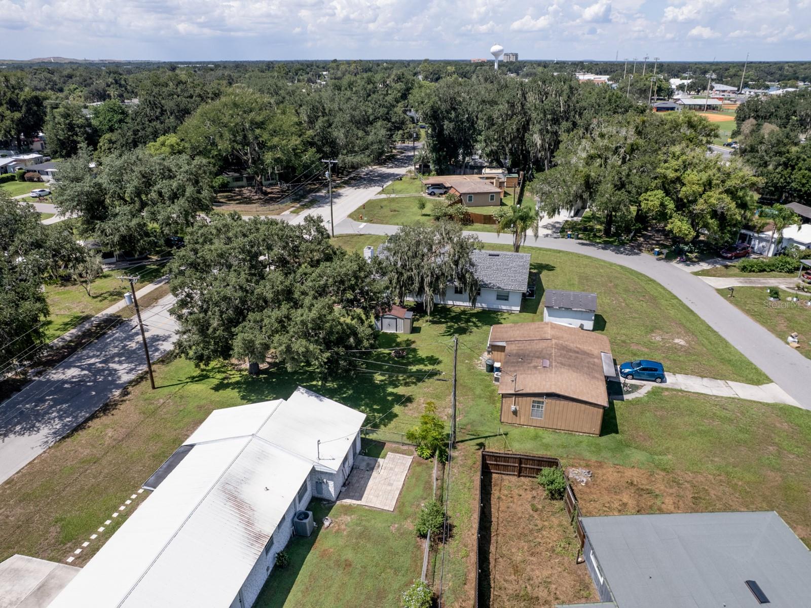 1855 E Valencia Dr Property Photo 31