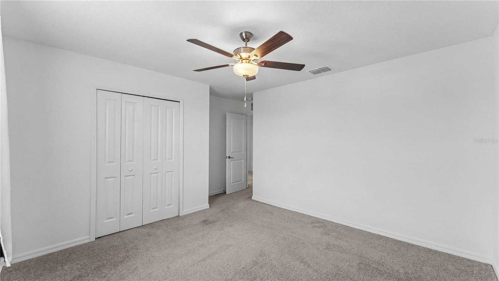 4308 Fabulous Finch Ln Property Photo 36