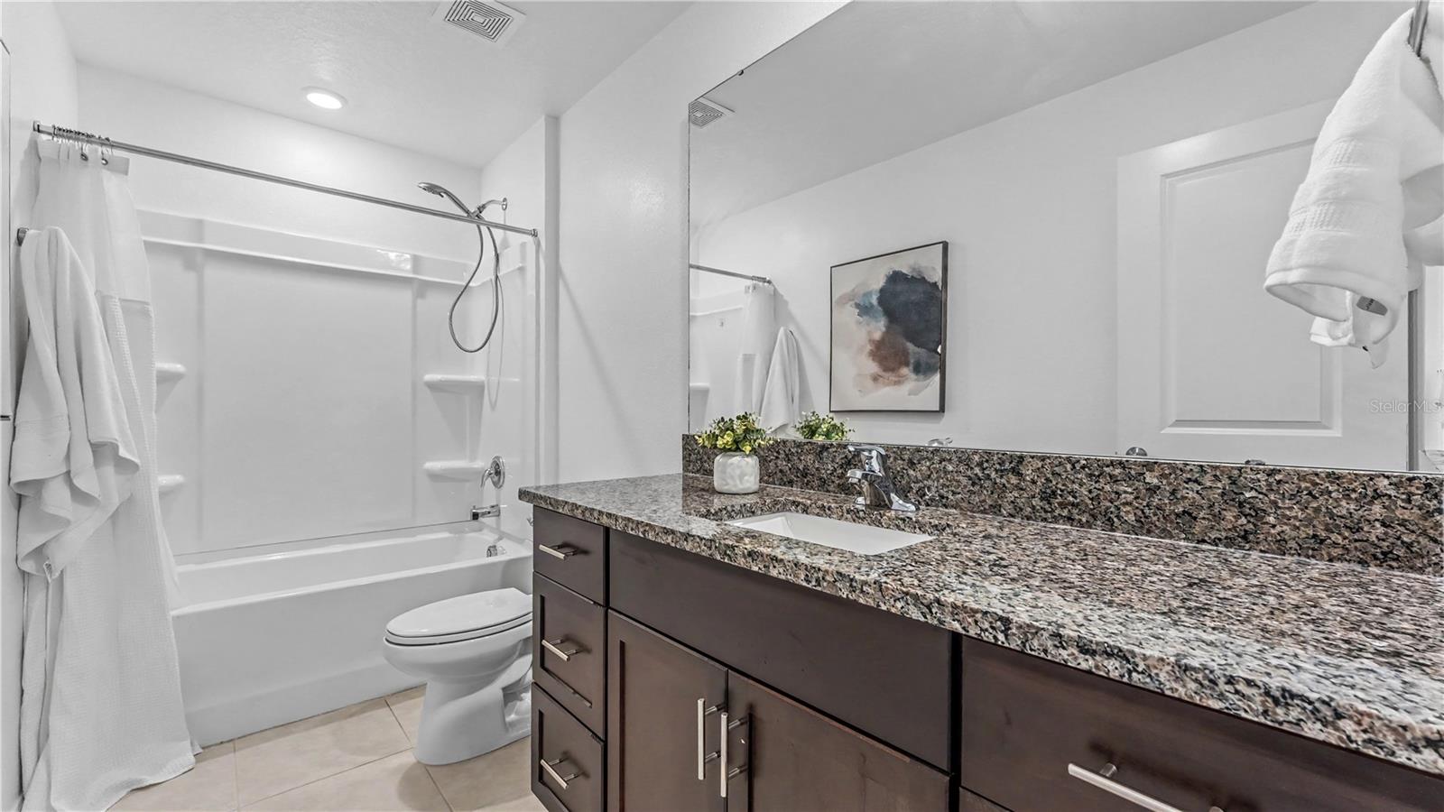 4308 Fabulous Finch Ln Property Photo 41