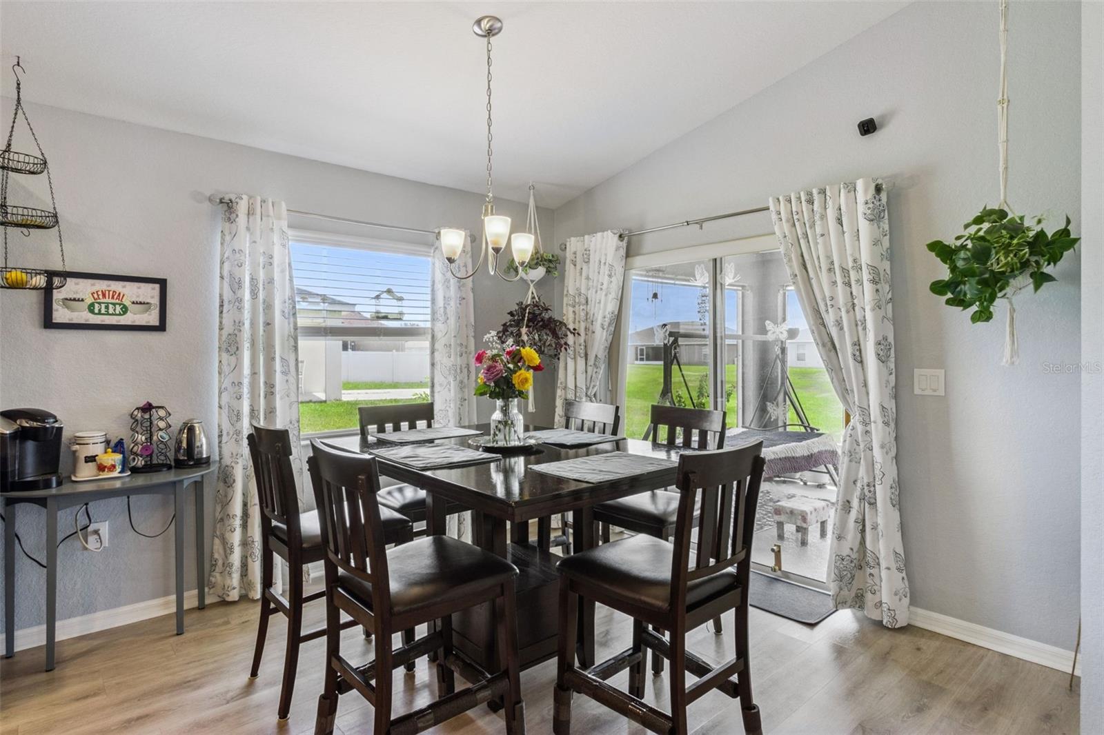 3729 Fieldstone Cir Property Photo 11
