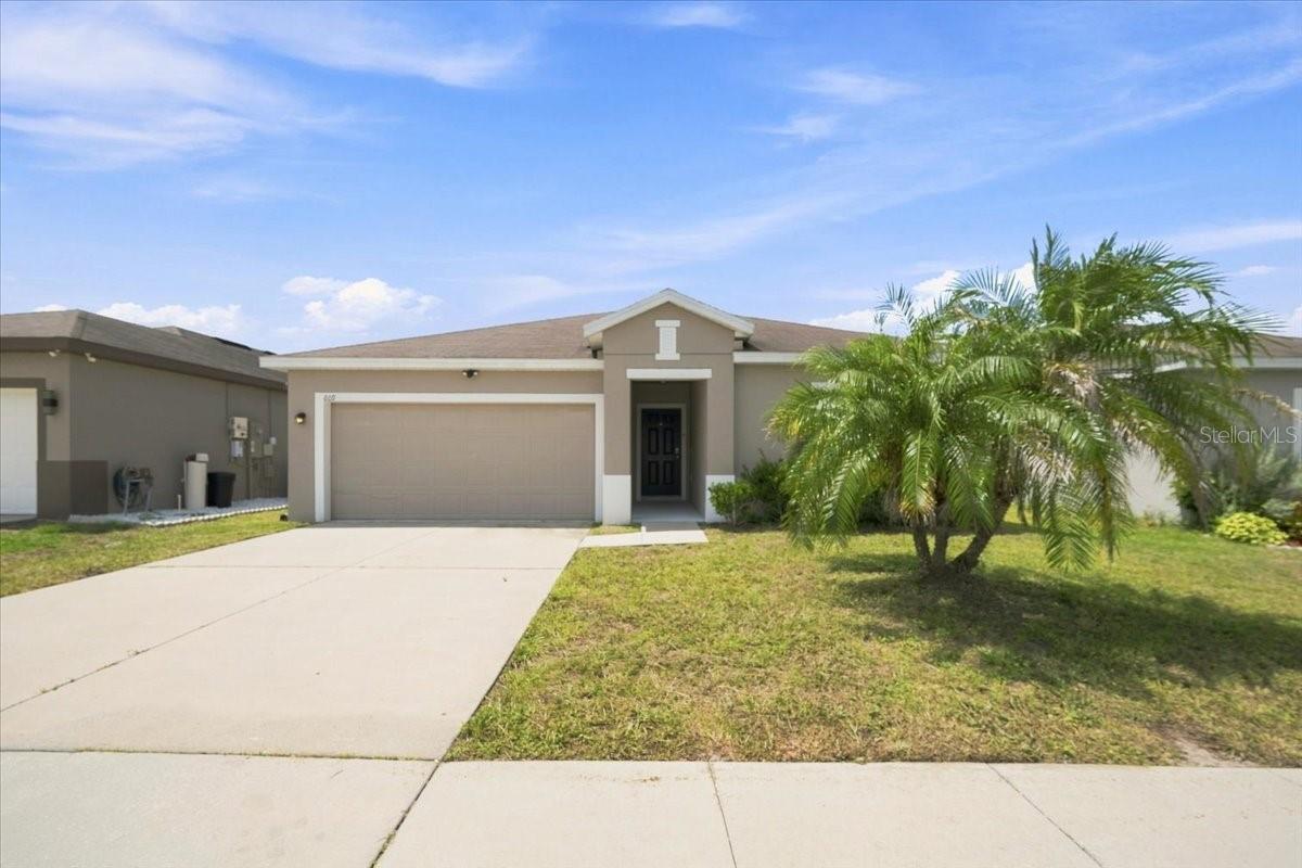 609 LUCERNE BLVD
