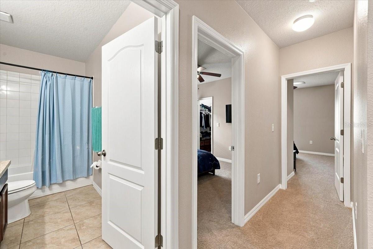 609 Lucerne Blvd Property Photo 5