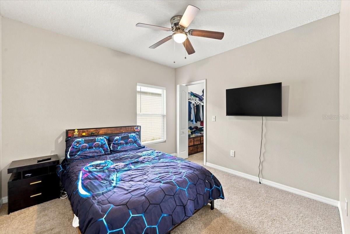 609 Lucerne Blvd Property Photo 7