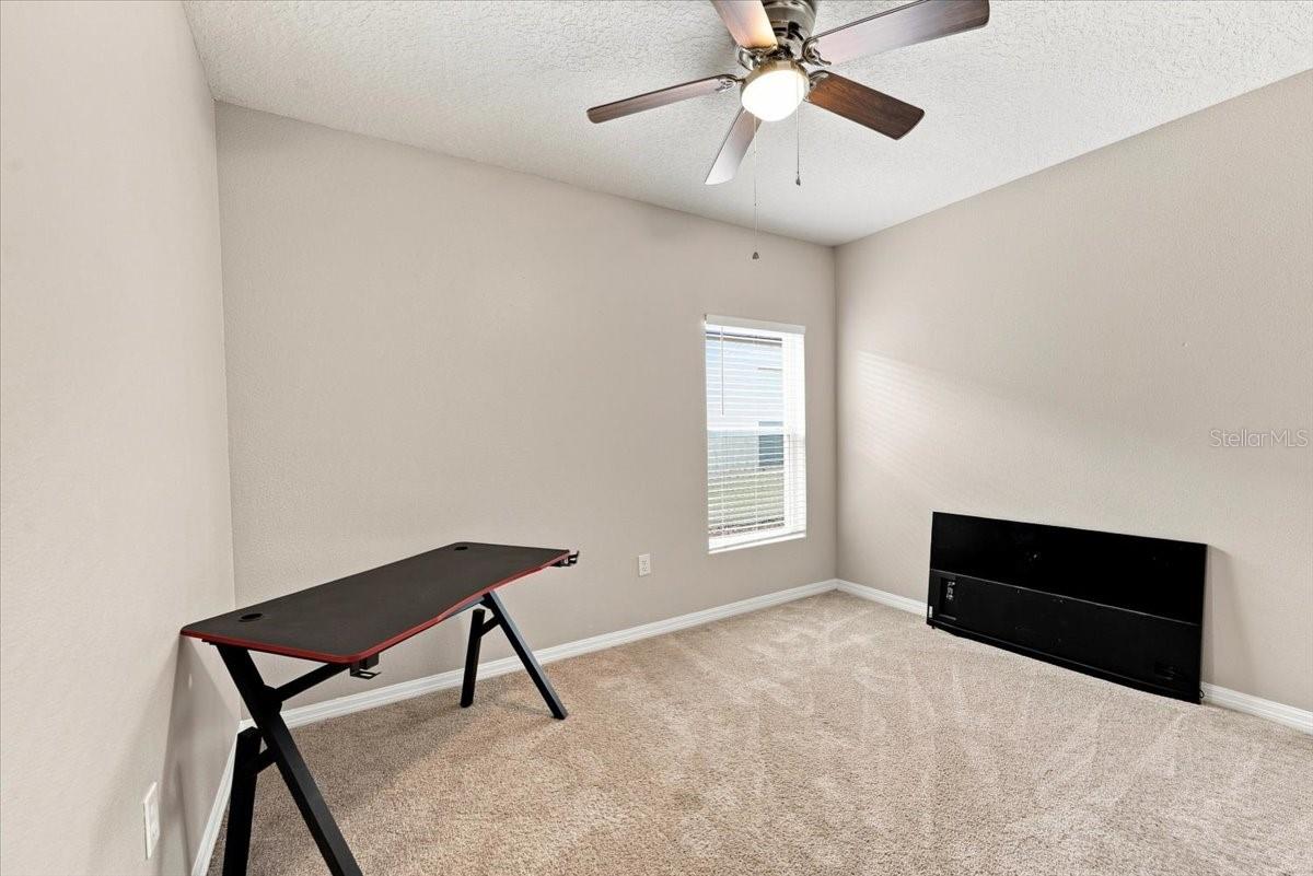 609 Lucerne Blvd Property Photo 15