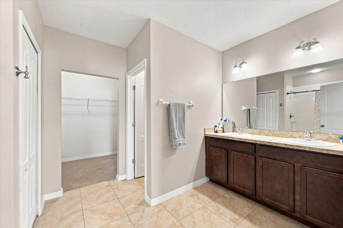 609 Lucerne Blvd Property Photo 21