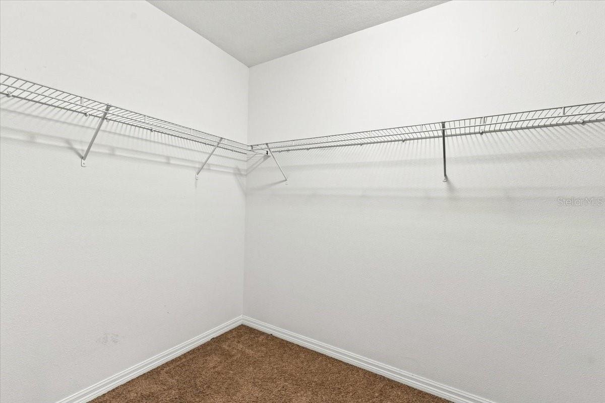 609 Lucerne Blvd Property Photo 25