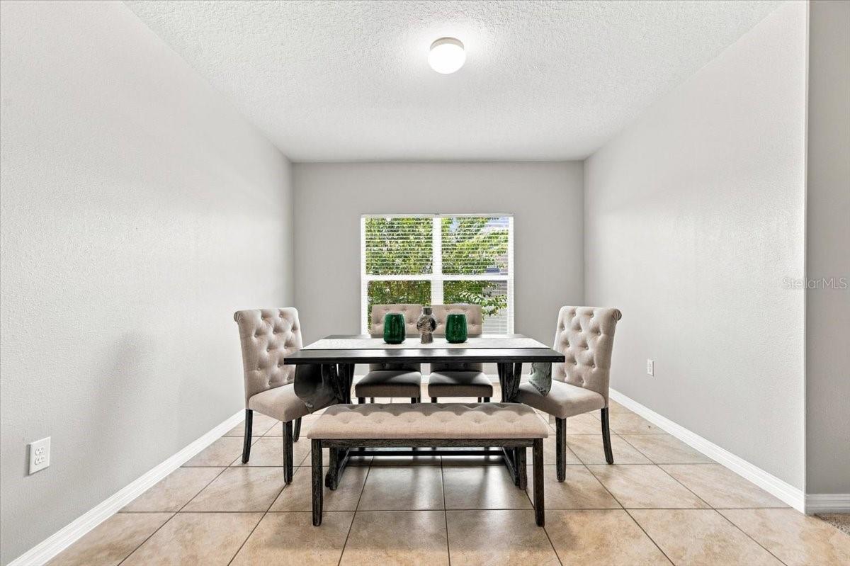 609 Lucerne Blvd Property Photo 35