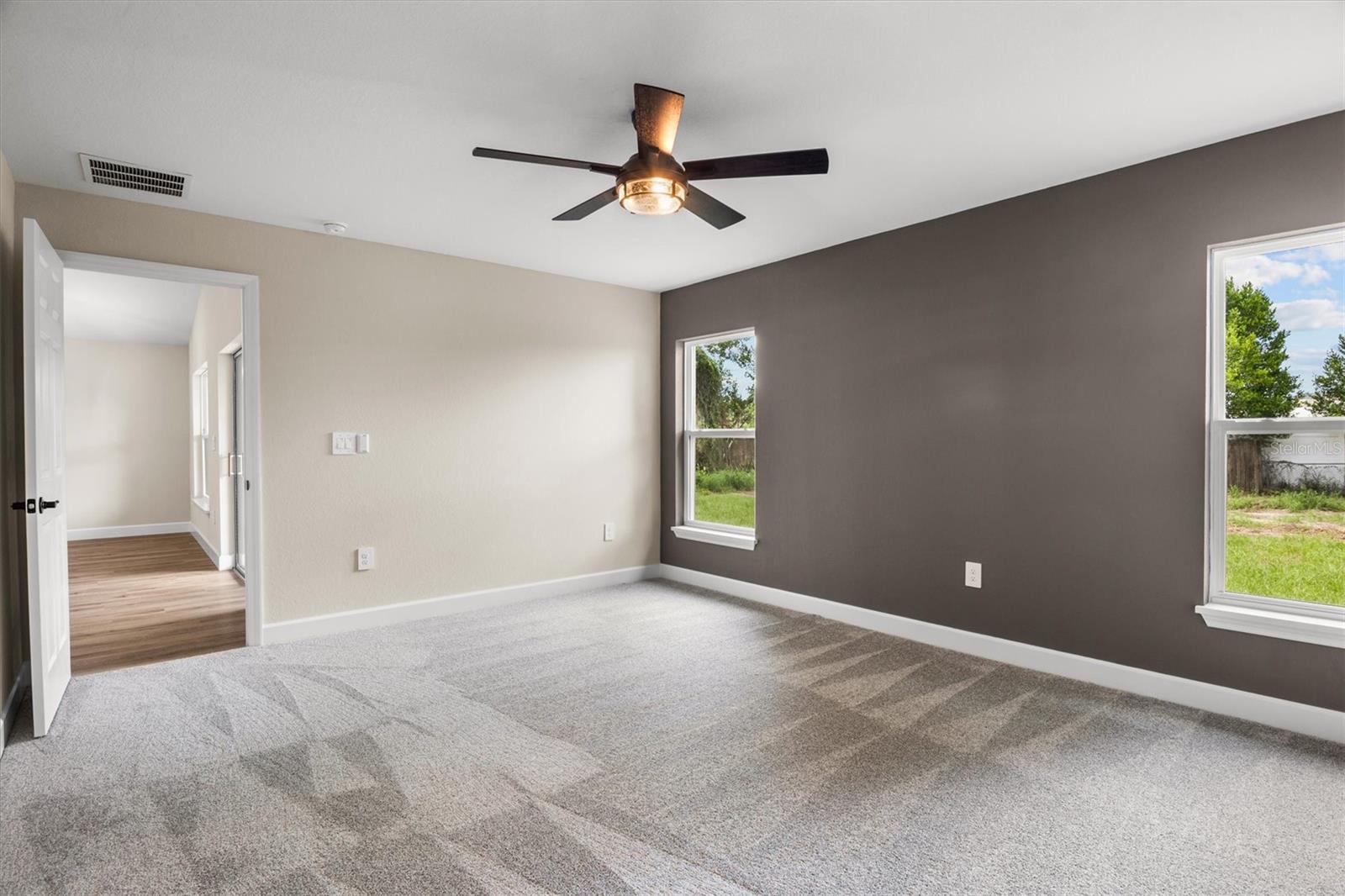 1912 Fruitland Park Cir Property Photo 13