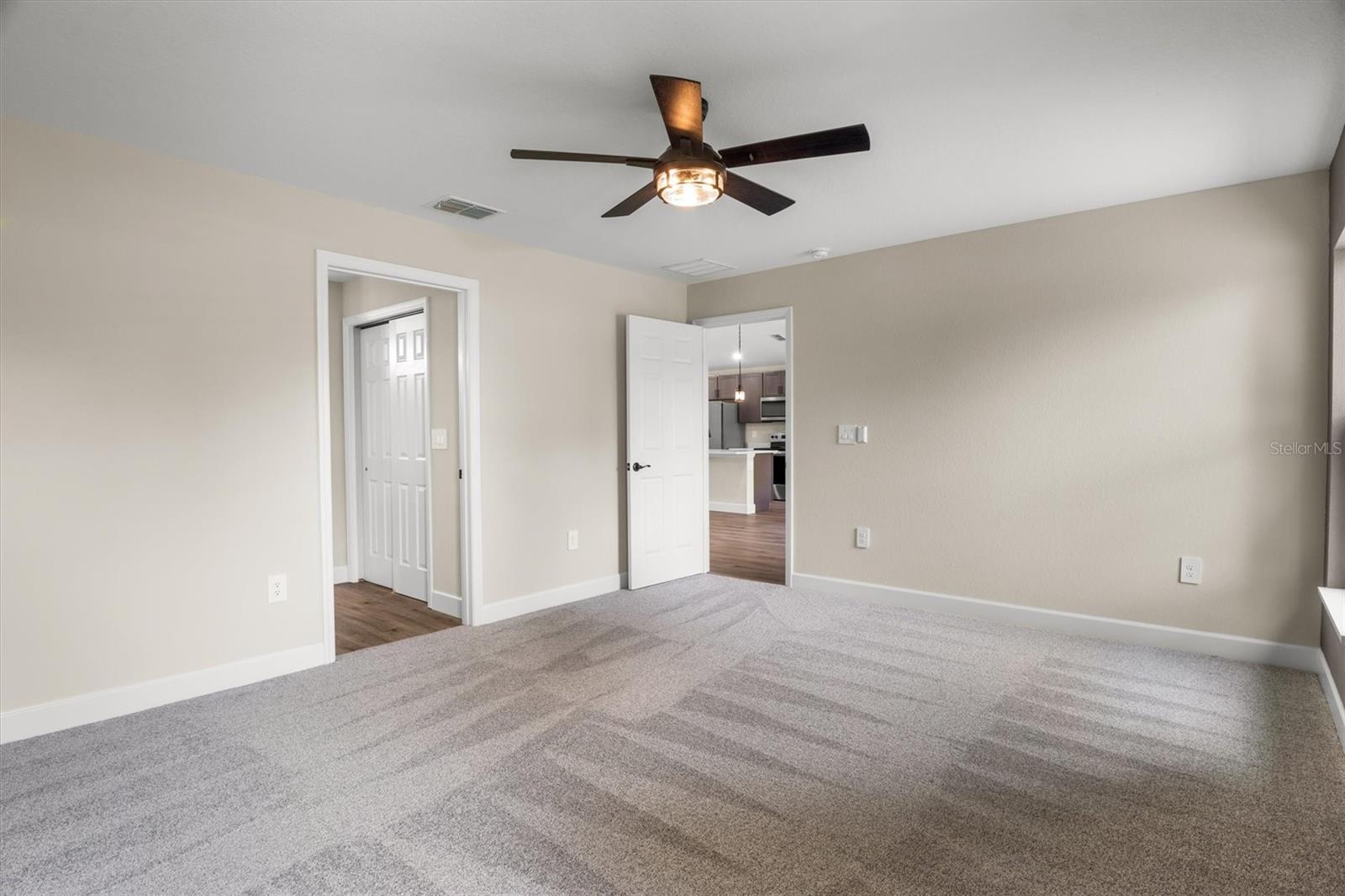 1912 Fruitland Park Cir Property Photo 14