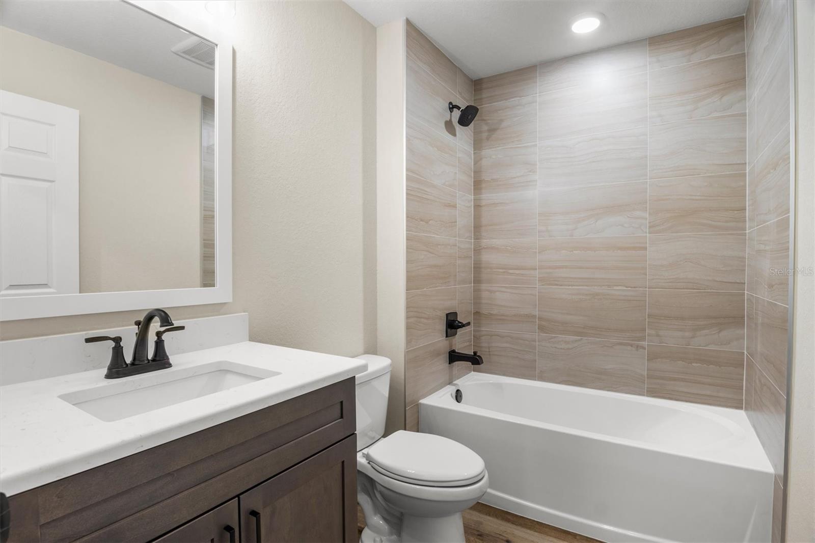 1912 Fruitland Park Cir Property Photo 21