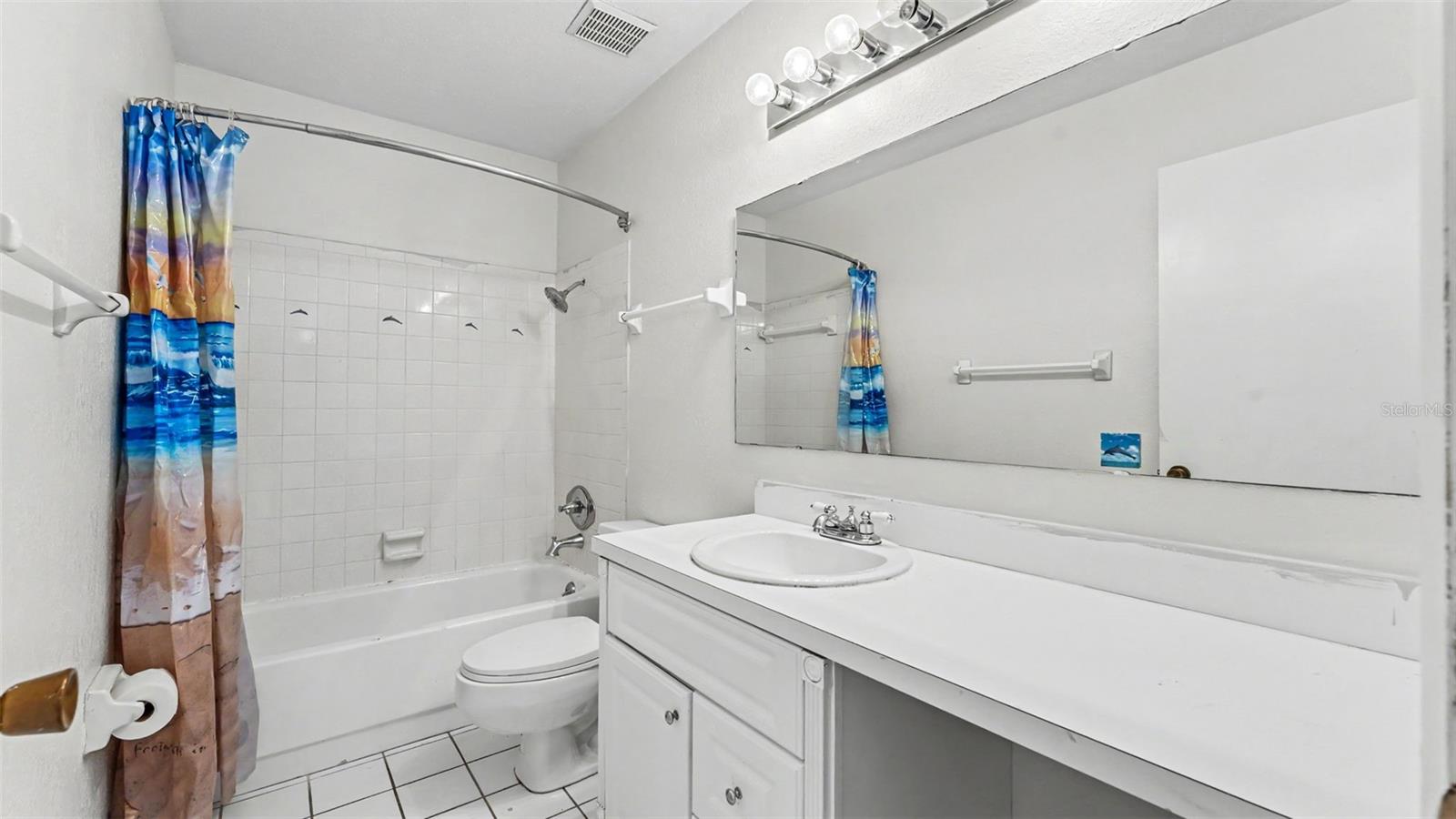 2236 Country Loop N Property Photo 23