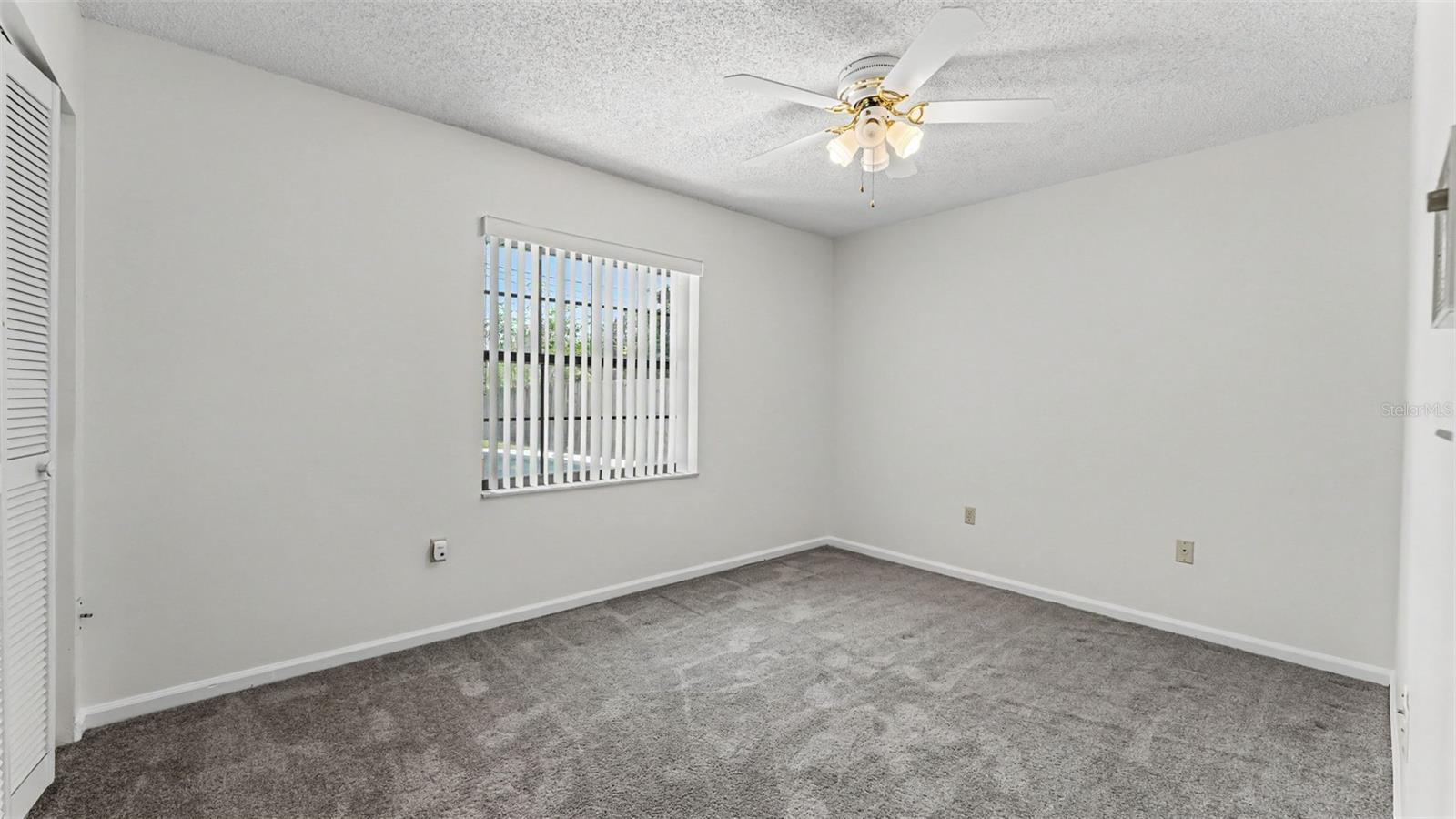 2236 Country Loop N Property Photo 24