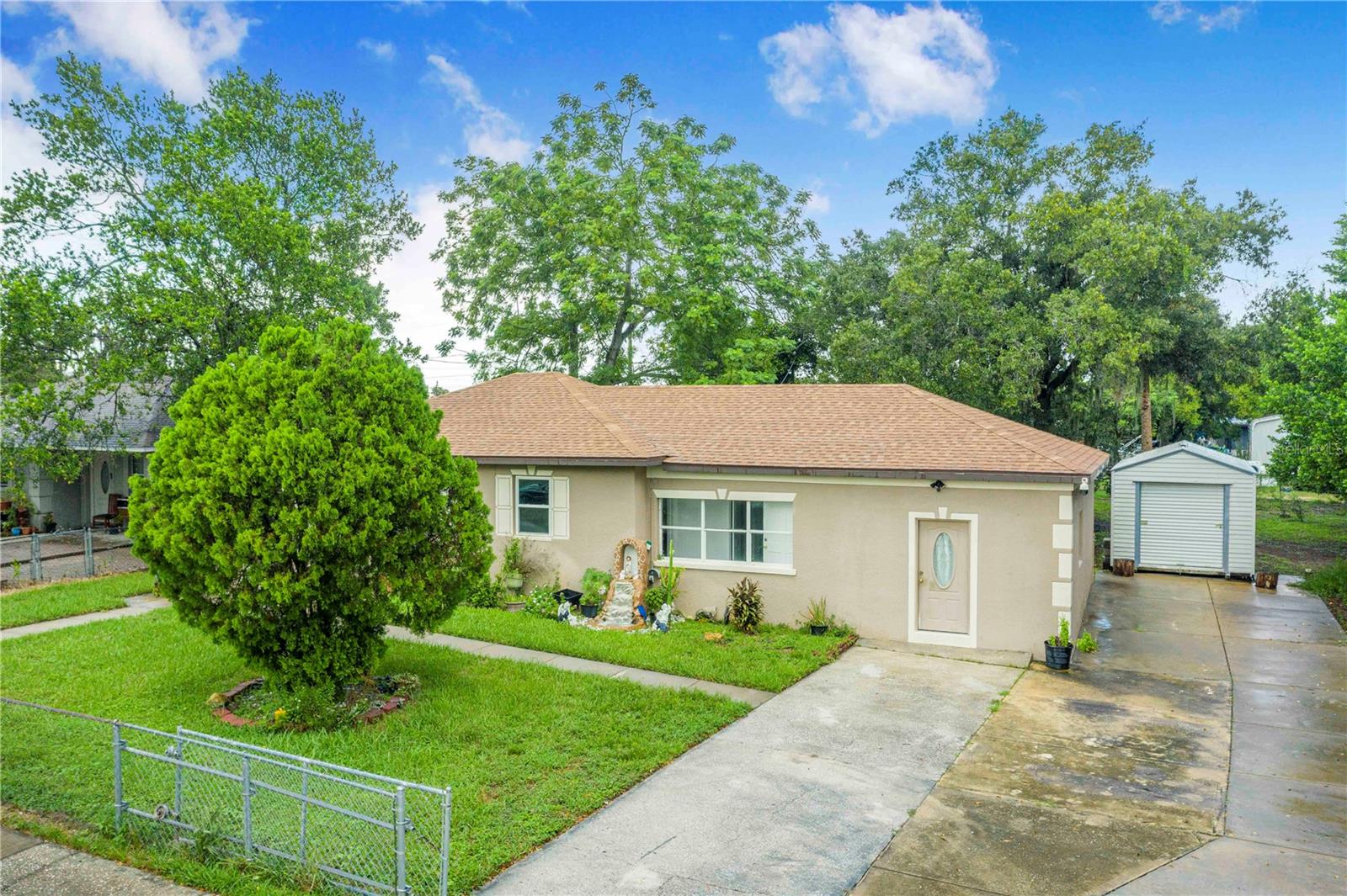 6 E Magnolia St Property Photo 18