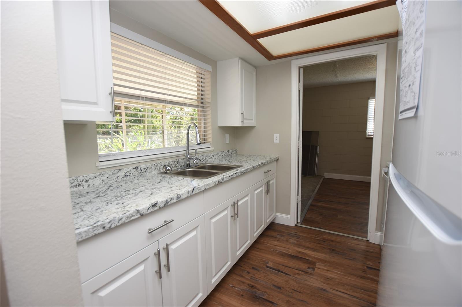 1224 Waterview Blvd E Property Photo 2