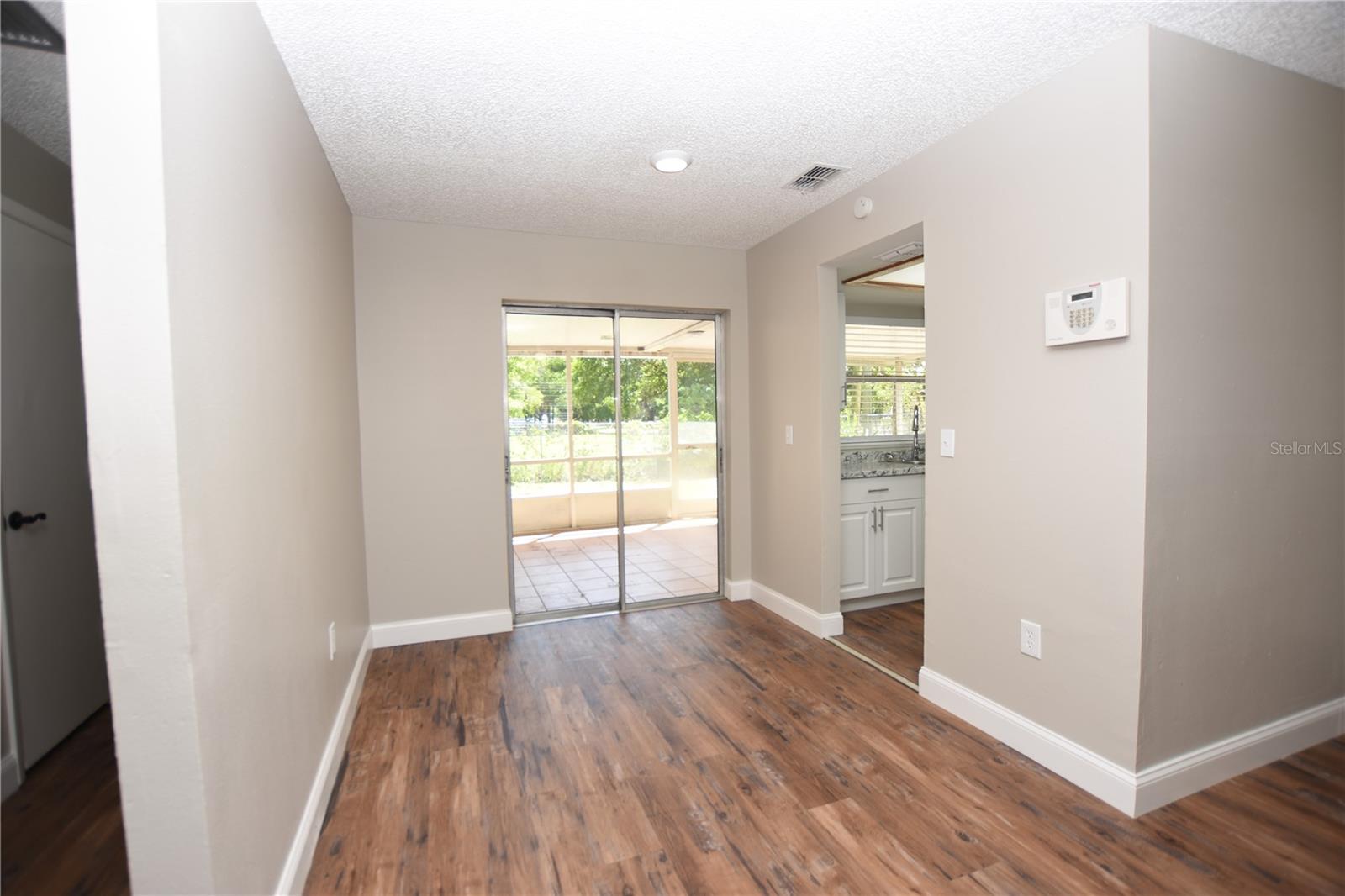 1224 Waterview Blvd E Property Photo 10