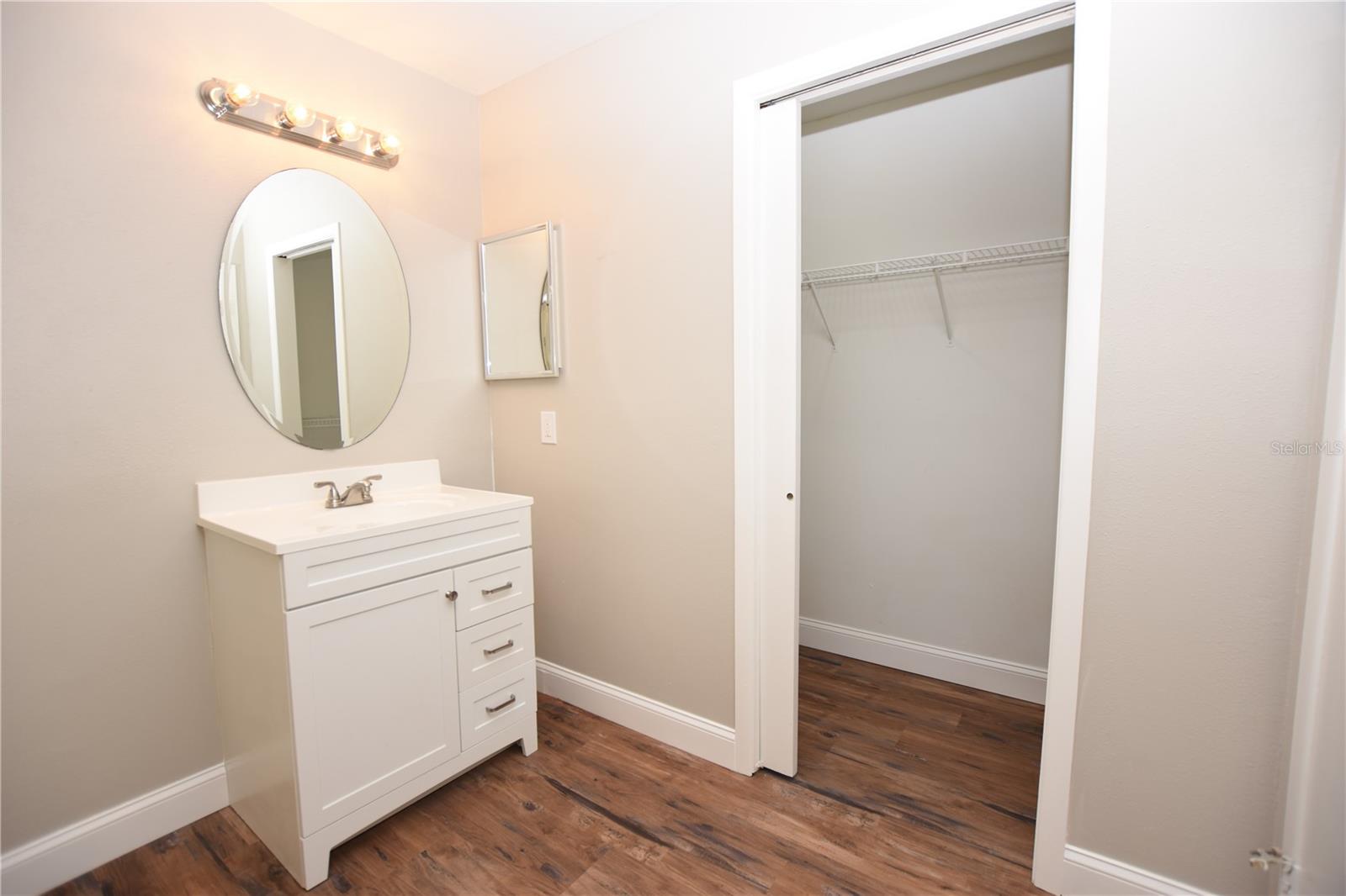 1224 Waterview Blvd E Property Photo 13