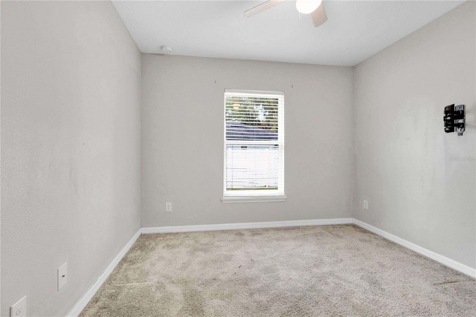 1185 Fairview Ave Property Photo 12