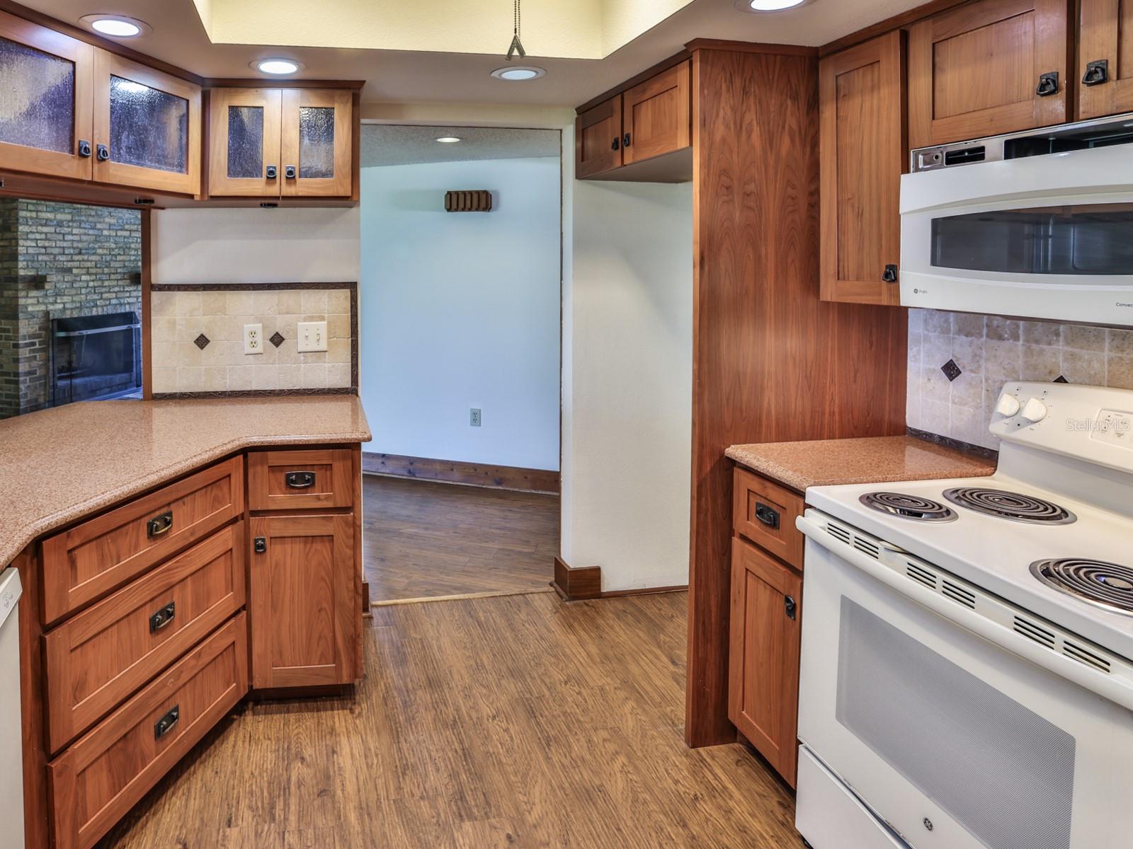 6103 Sky Flower Ct Property Photo 19