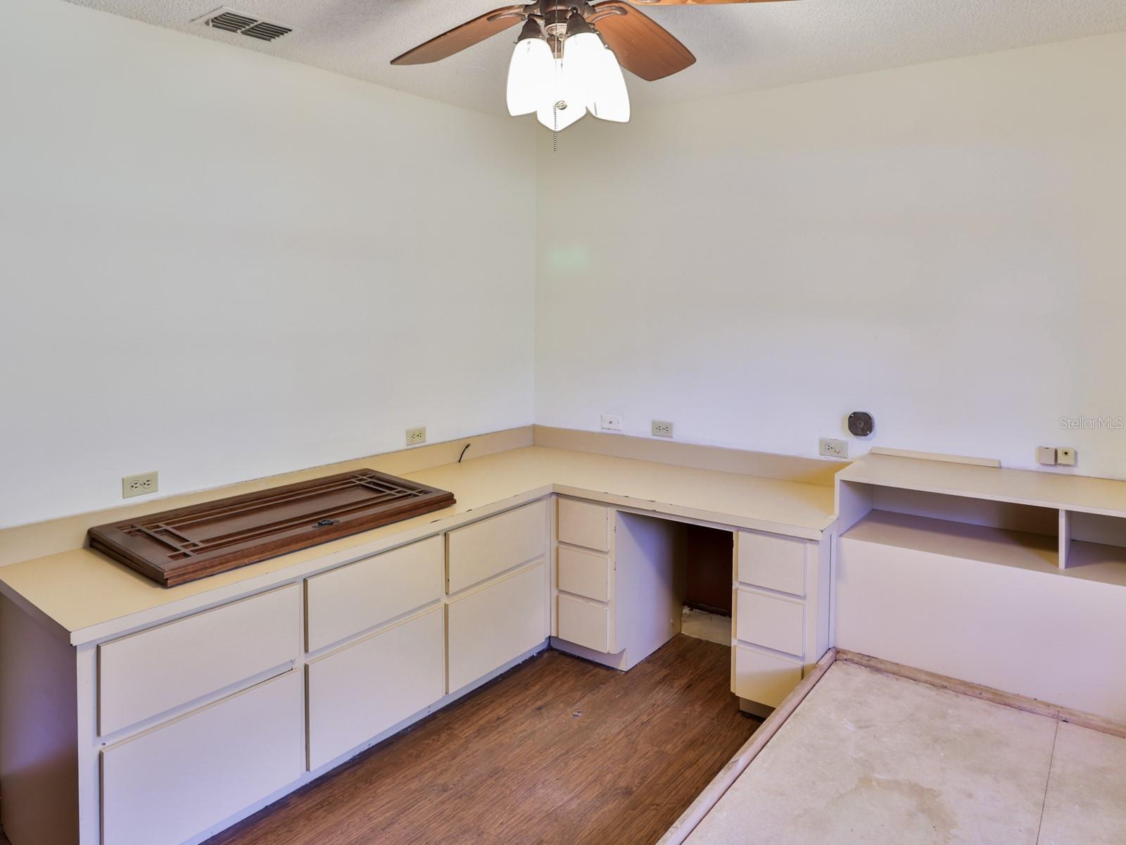 6103 Sky Flower Ct Property Photo 23