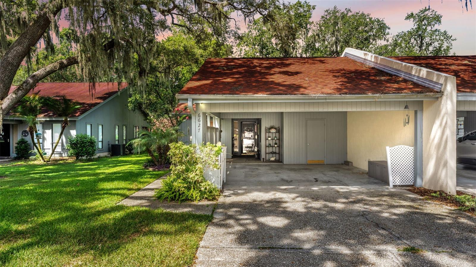 6627 SWEETBRIAR LN