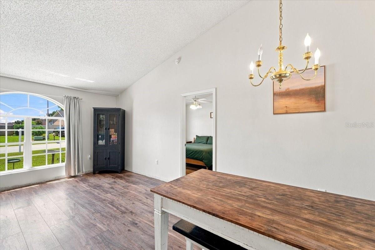 3744 Paula Ct Property Photo 6
