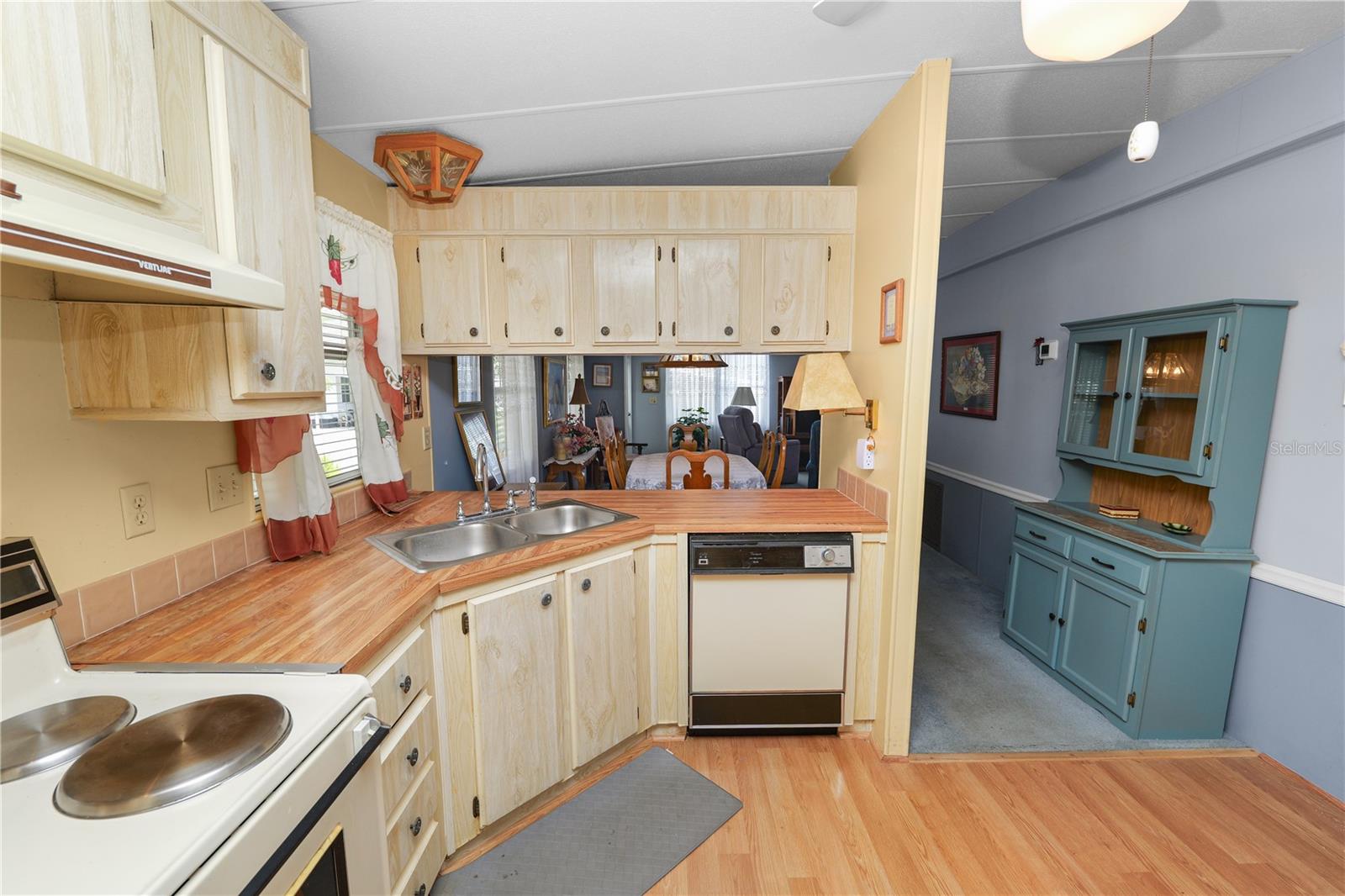 1008 Elizabeth Ln Property Photo 13