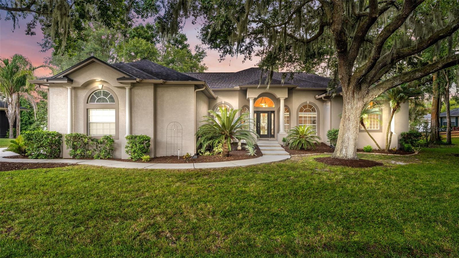 5956 Trophy Loop Property Photo 1