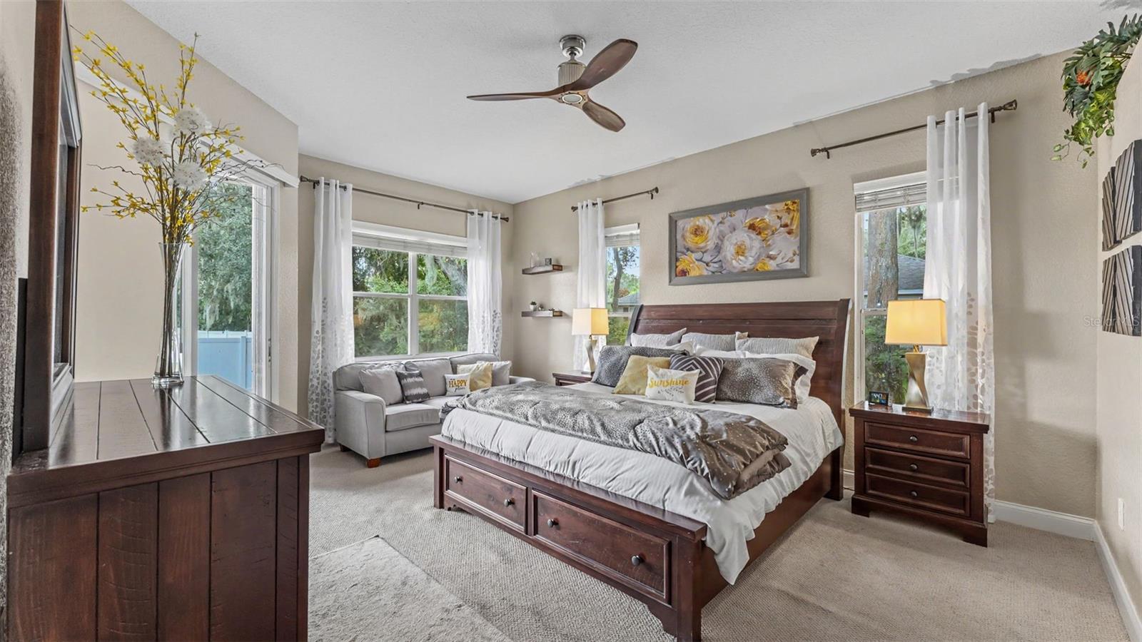 5956 Trophy Loop Property Photo 5