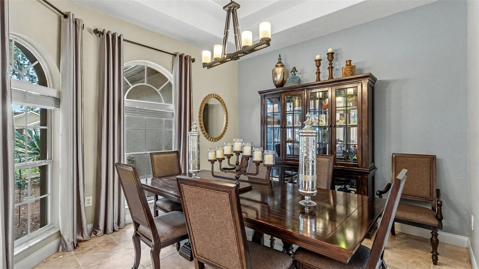 5956 Trophy Loop Property Photo 7