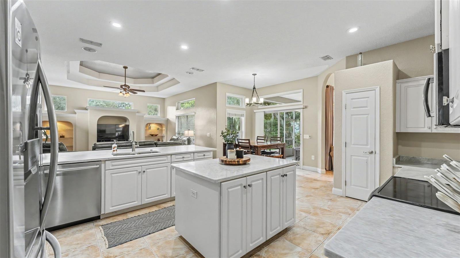 5956 Trophy Loop Property Photo 14