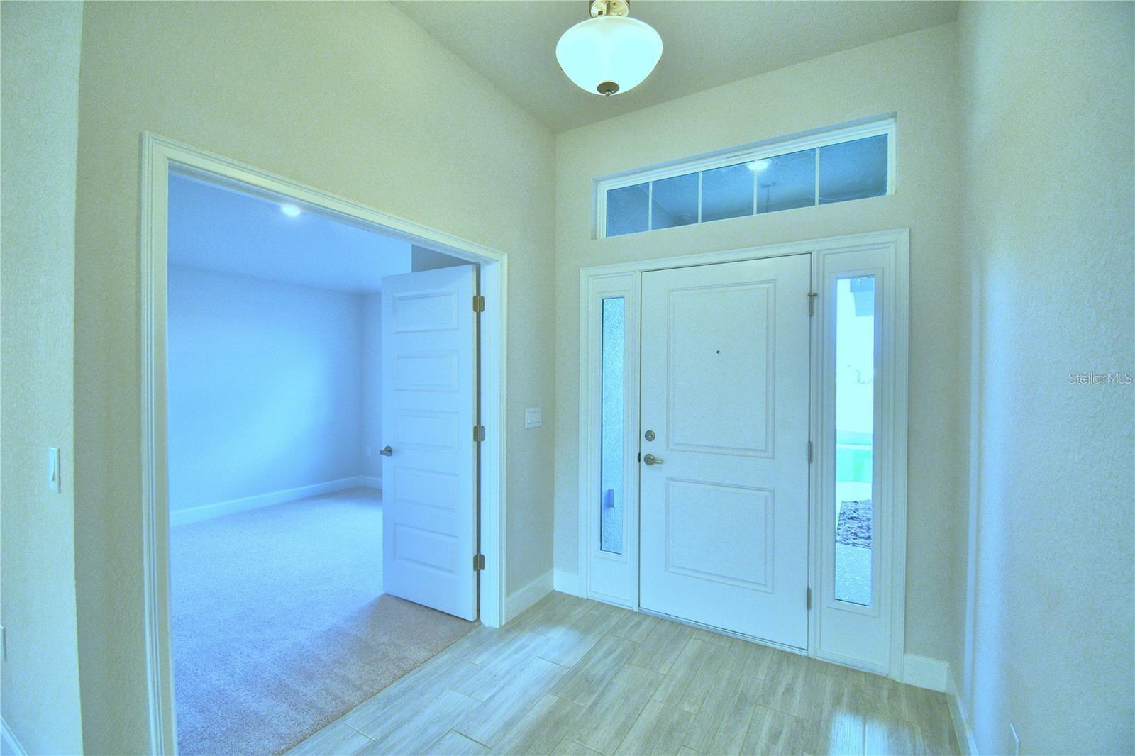 3639 Lindbergh St Property Photo 5