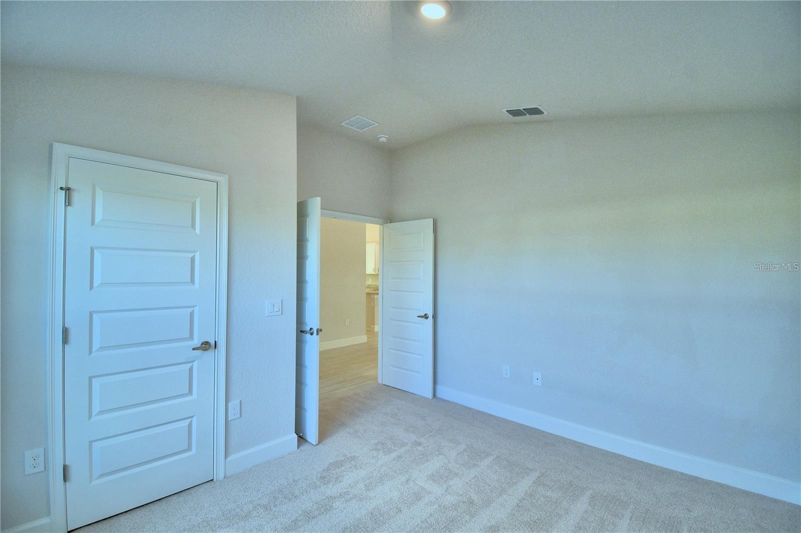 3639 Lindbergh St Property Photo 31