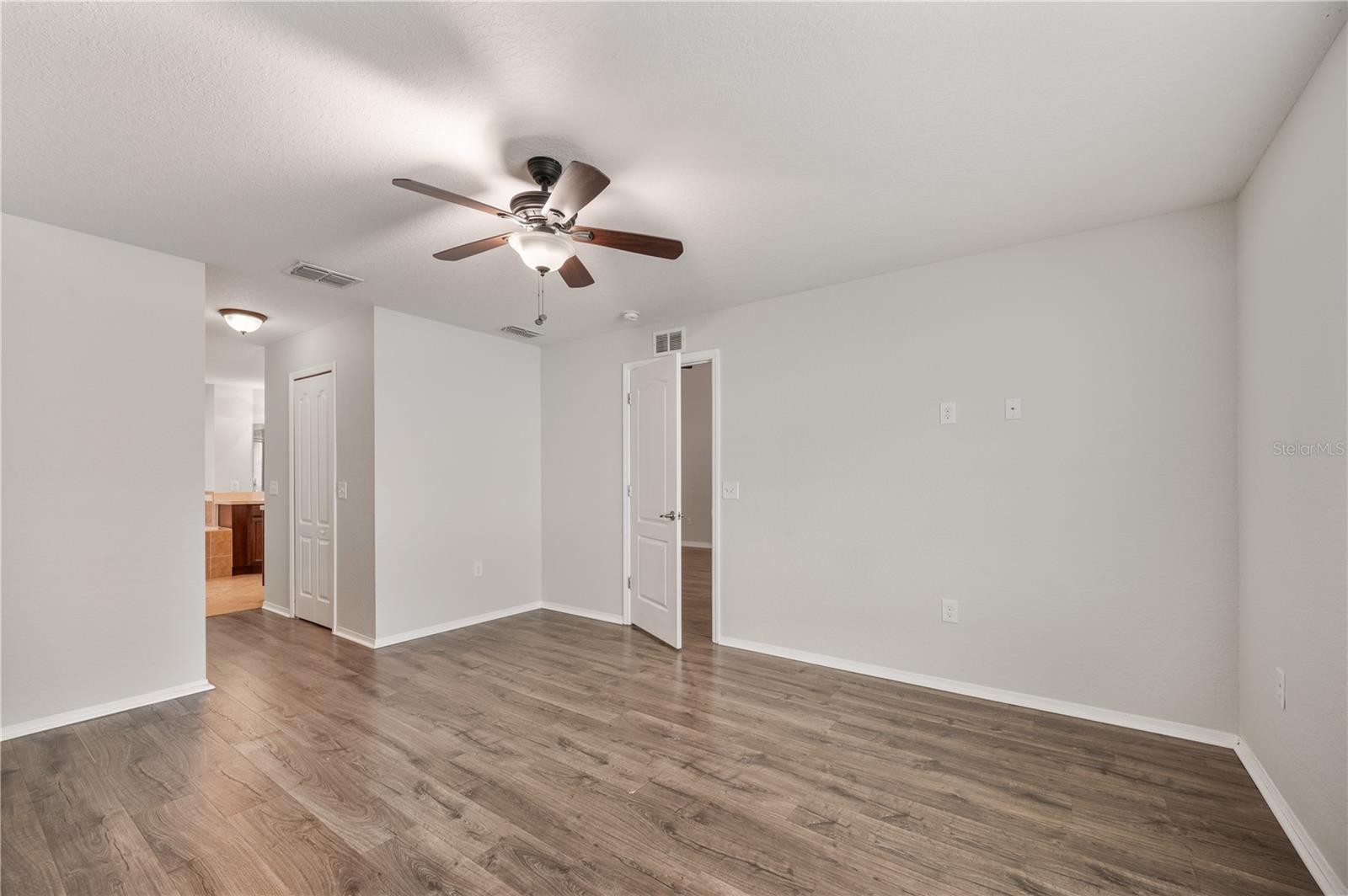 7019 Heatherbrook Dr Property Photo 16