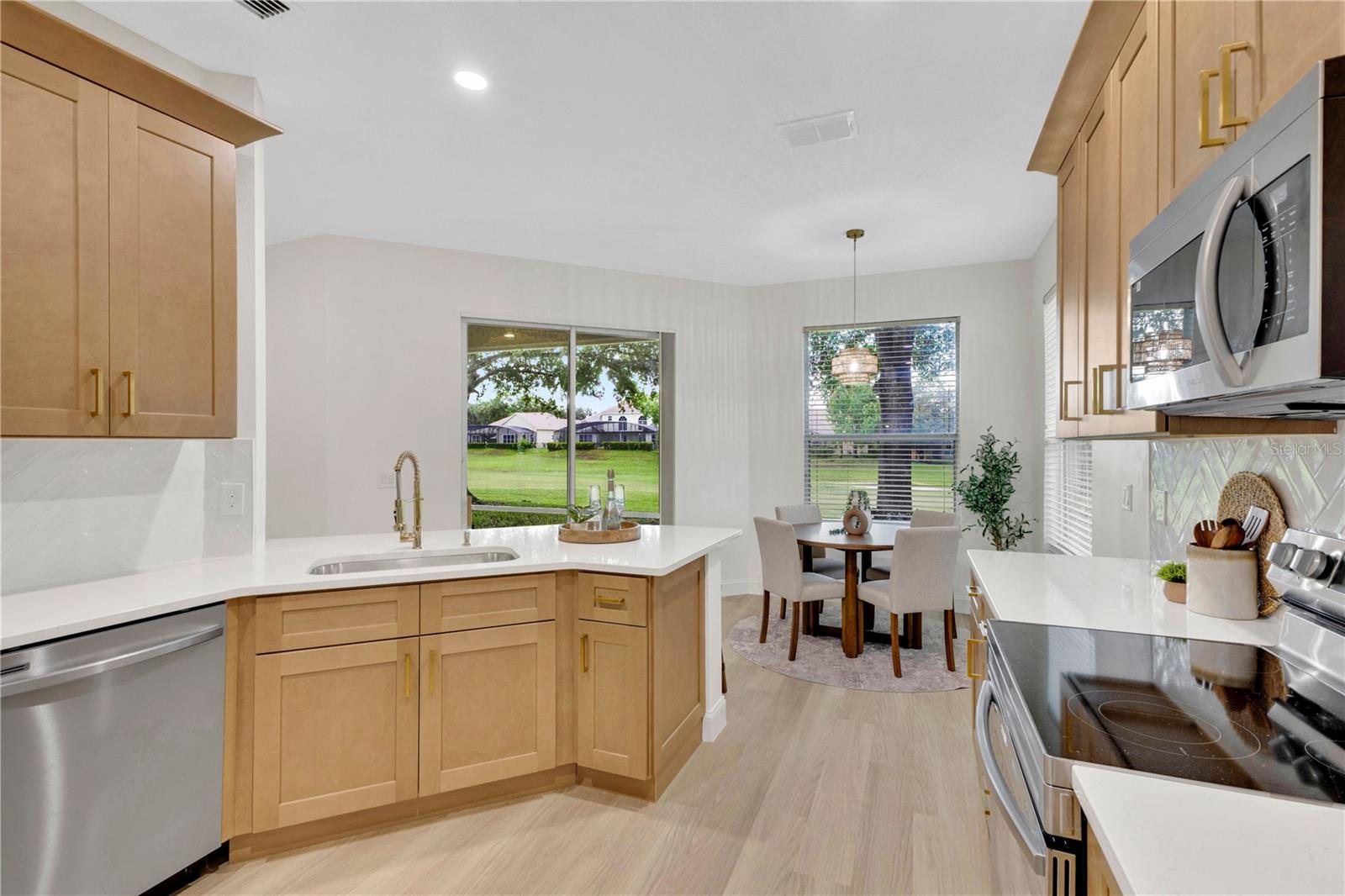 3791 Beacon Ridge Way Property Photo 11