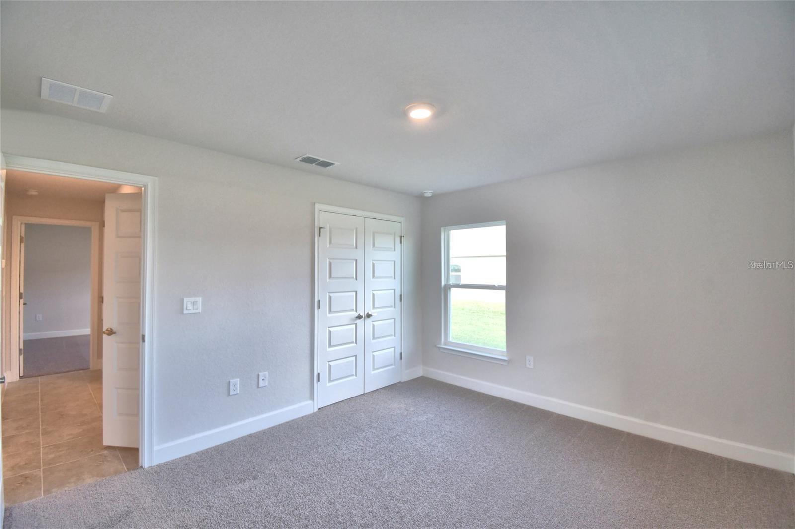 3636 Lindbergh St Property Photo 4