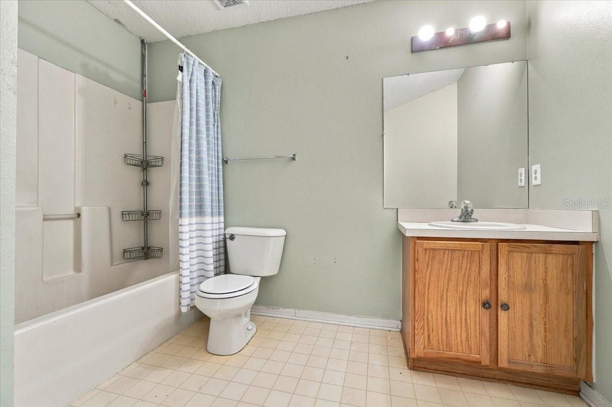 7517 Hunters Greene Cir Property Photo 21