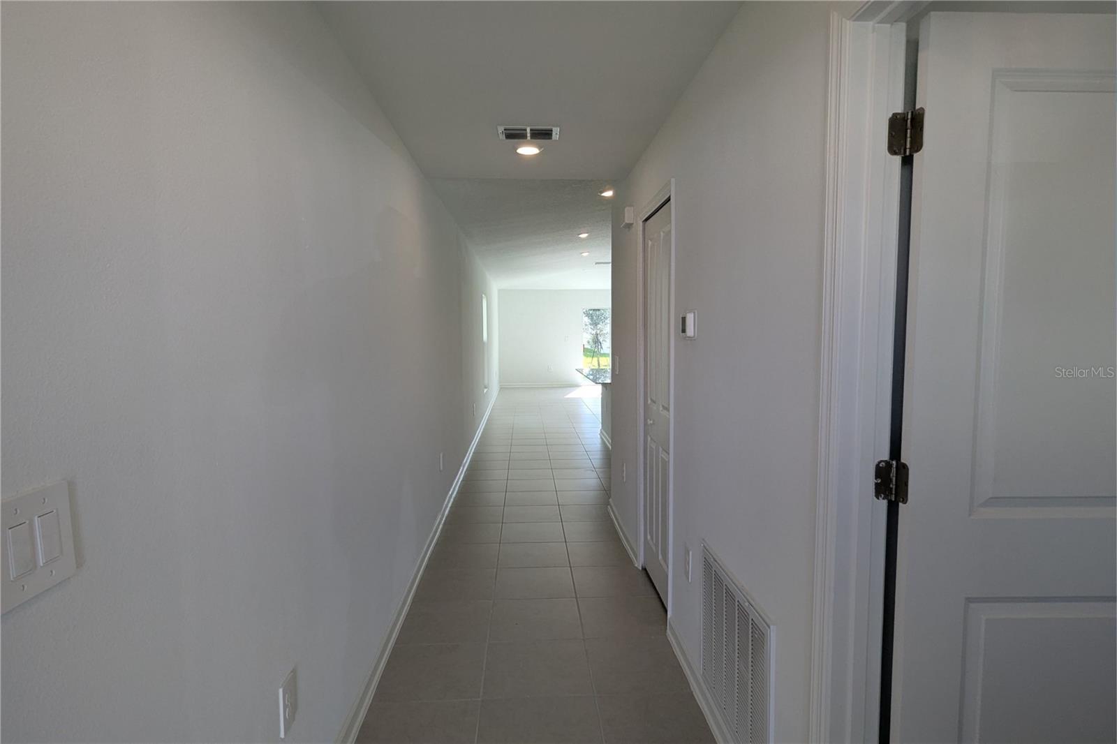 2175 Chris Dr Property Photo 2
