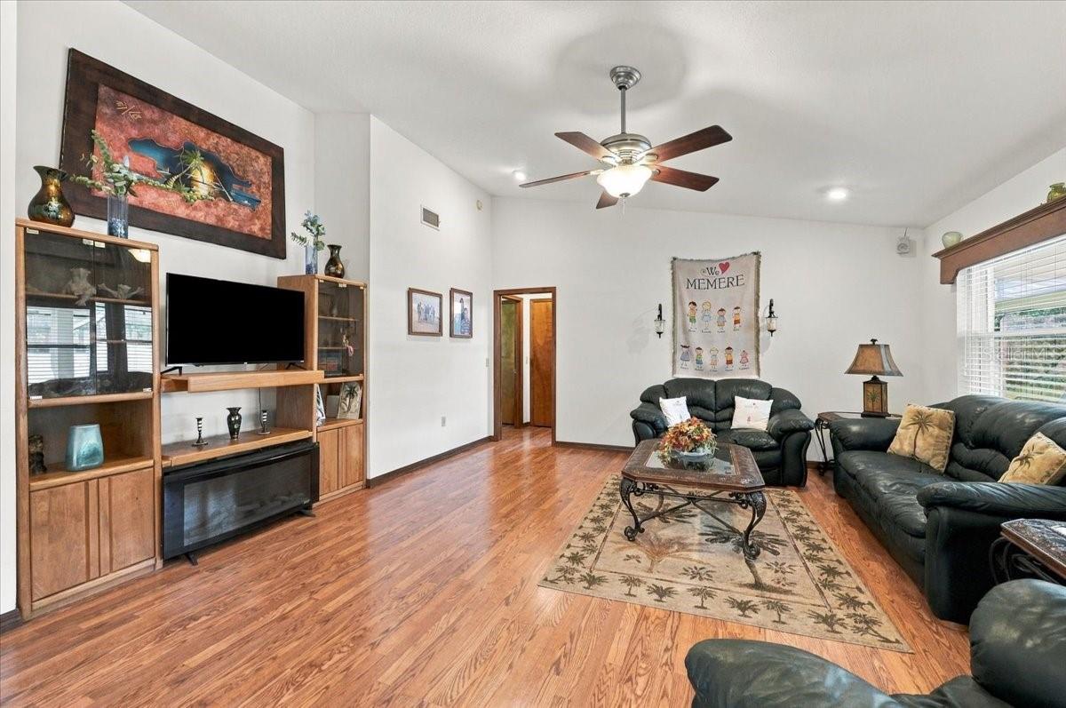 1731 Brangus Dr Property Photo 36