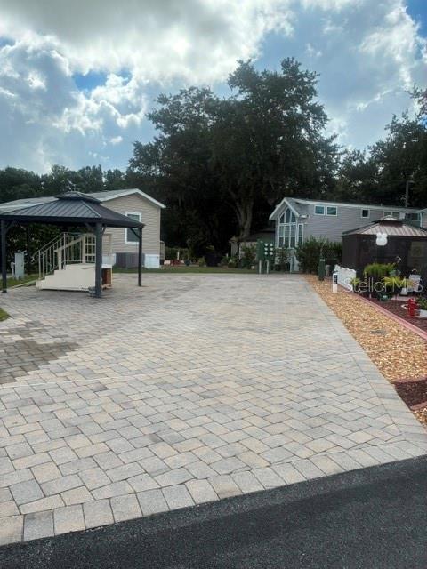 2512 Magnolia St Property Photo 1