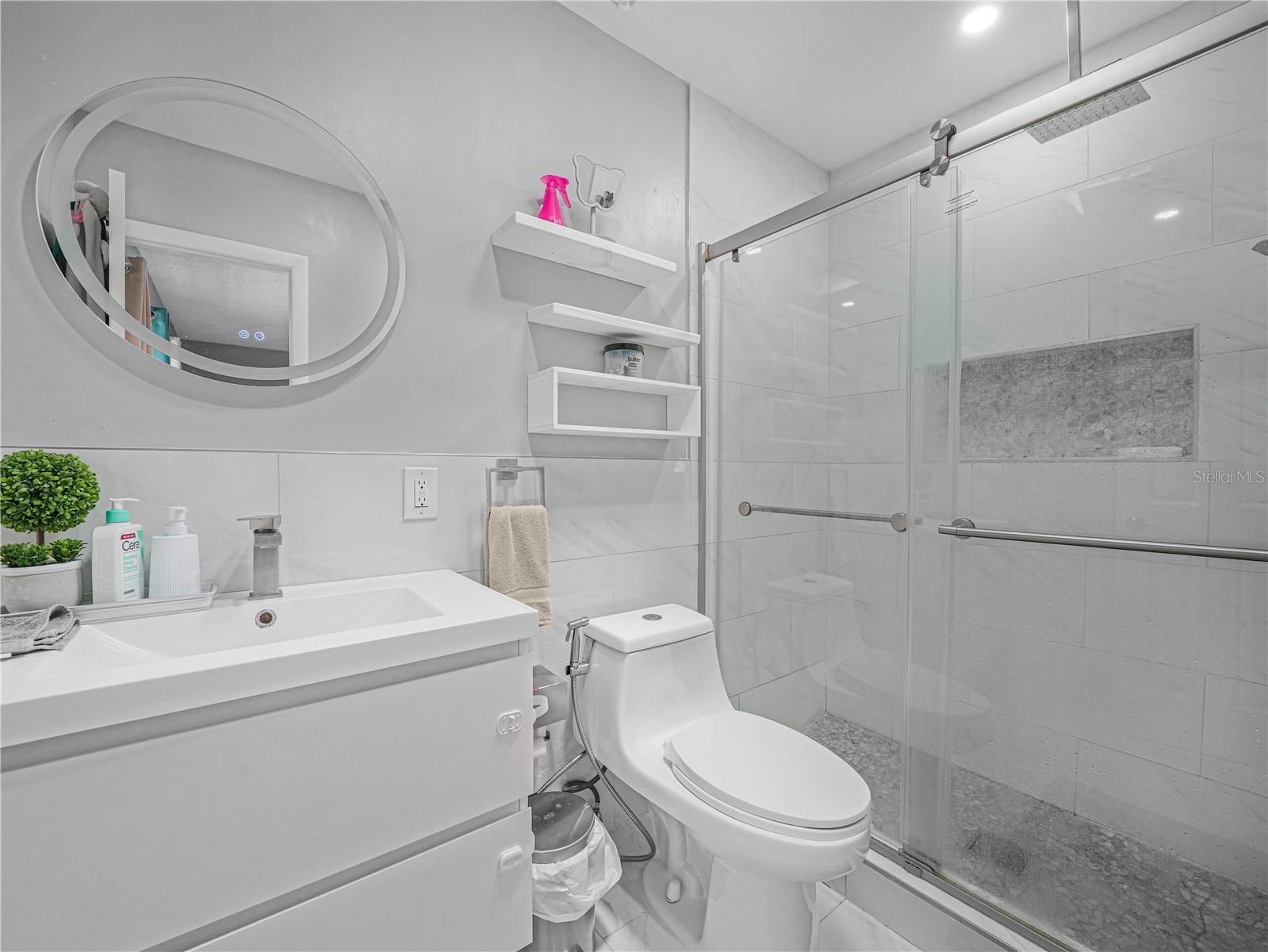 437 Broward Ter Property Photo 18
