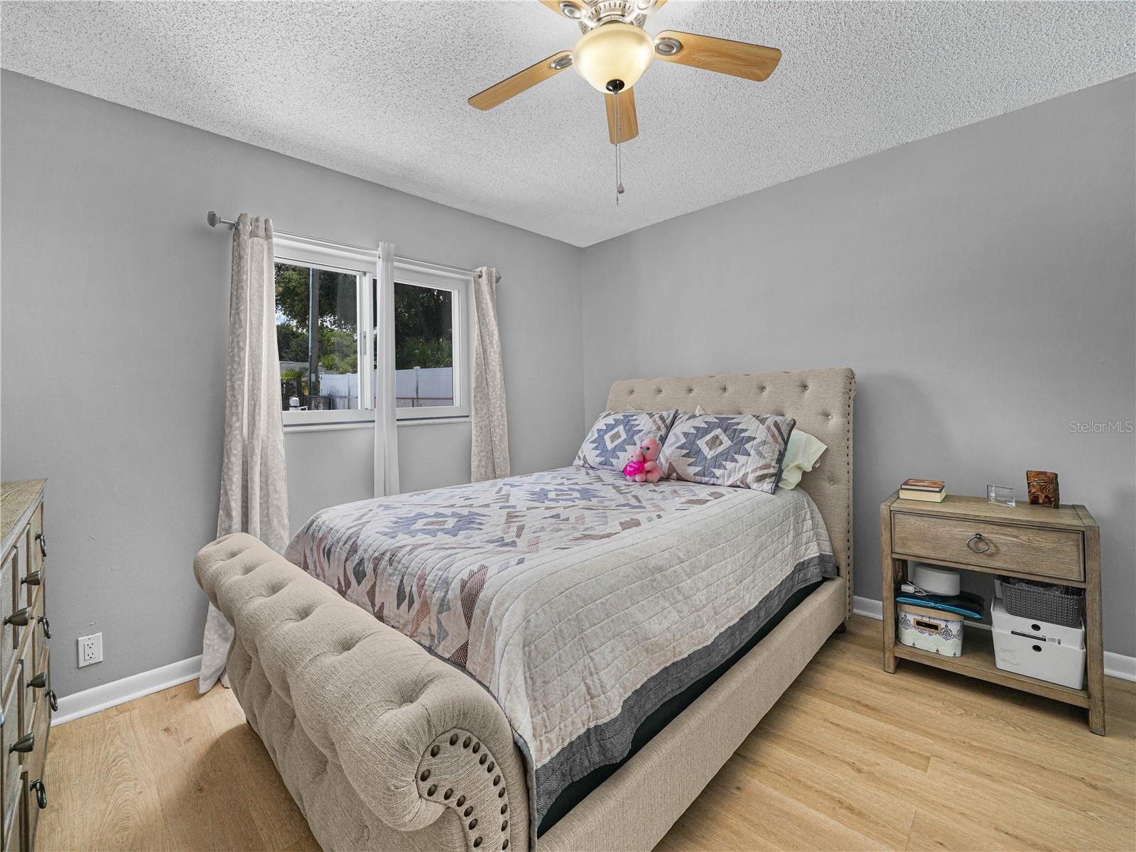 437 Broward Ter Property Photo 23